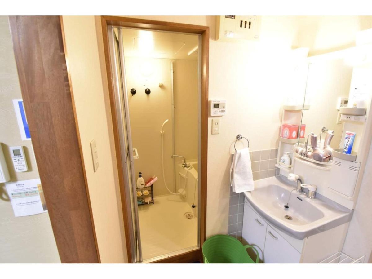 Guest House Hanare - Vacation Stay 85819 Osaka Exteriör bild